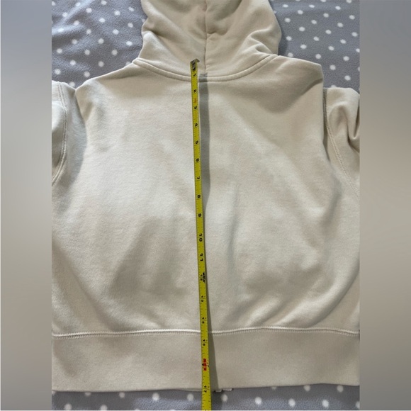 Uniqlo Japan Cropped Zip-up Hoodie - Picture 8 of 9